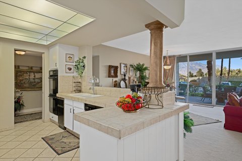 900 Island Drive, 106, Rancho Mirage, CA 92270 photo 18