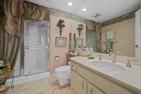900 Island Drive, 106, Rancho Mirage, CA 92270 photo 22