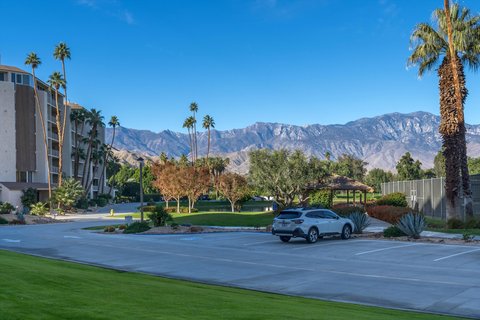 900 Island Drive, 106, Rancho Mirage, CA 92270 photo 6