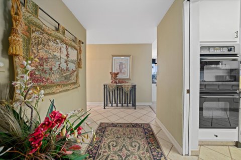900 Island Drive, 106, Rancho Mirage, CA 92270 photo 9