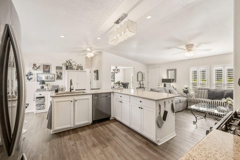 73450 Country Club Drive, 277, Palm Desert, CA 92260 photo 8