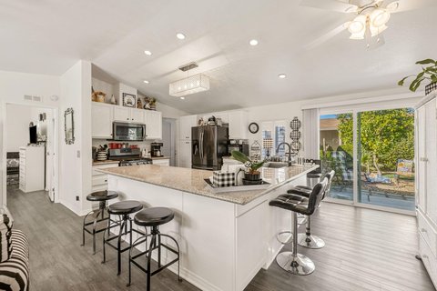 73450 Country Club Drive, 277, Palm Desert, CA 92260 photo 9