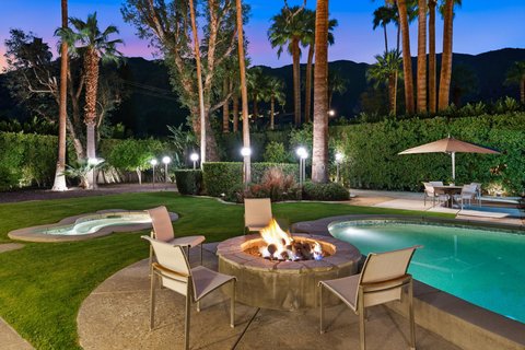 443 W Merito Place, Palm Springs, CA 92262 photo 2