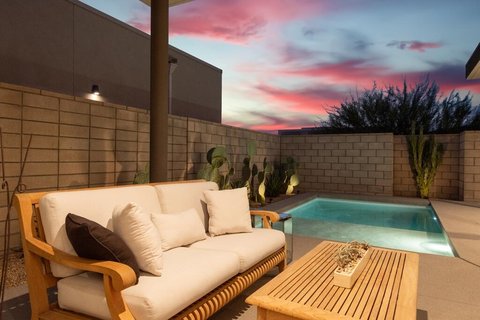 423 Fountain Drive, Palm Springs, CA 92262 photo 2