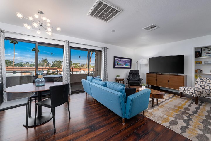 471 S Calle El Segundo, C13, Palm Springs, CA 92262