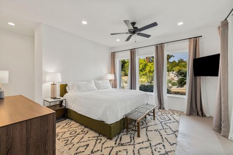 594 W Stevens Road, Palm Springs, CA 92262 photo 14