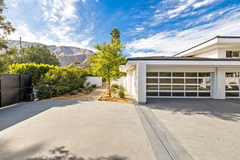 594 W Stevens Road, Palm Springs, CA 92262 photo 28