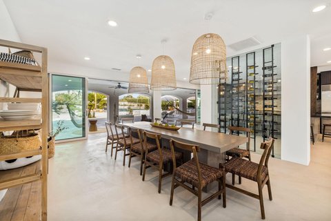 594 W Stevens Road, Palm Springs, CA 92262 photo 9