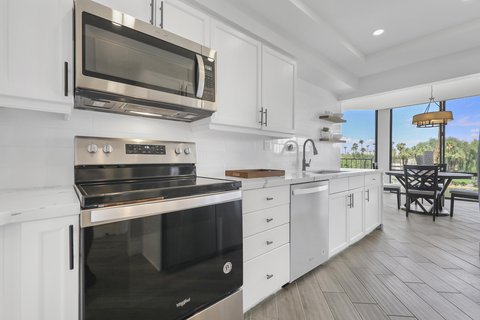 910 Island Drive, 406, Rancho Mirage, CA 92270 photo 16