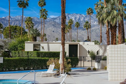 199 Desert Lakes Drive, Palm Springs, CA 92264 photo 11