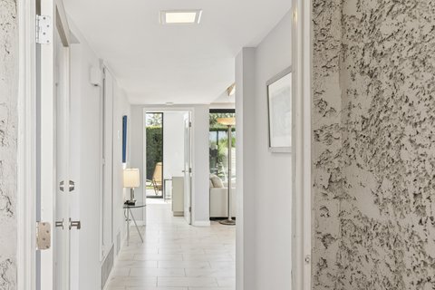 1715 E El Alameda, Palm Springs, CA 92262 photo 5