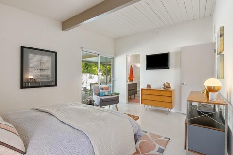 282 N Orchid Tree Lane, Palm Springs, CA 92262 photo 19