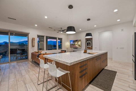 1401 Retreat Circle, Palm Desert, CA 92260 photo 4