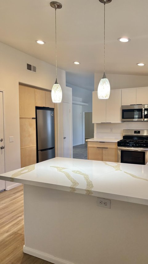 51555 Eisenhower Drive, La Quinta, CA 92253 photo 12