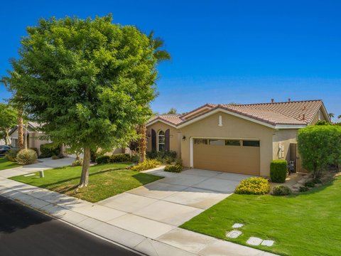 60224 Honeysuckle Street, La Quinta, CA 92253 photo 1