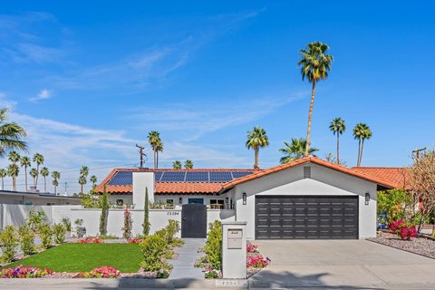 72594 Pitahaya Street, Palm Desert, CA 92260 photo 2