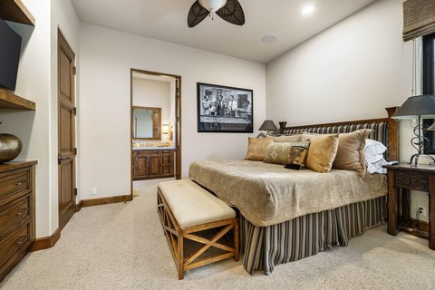 49841 Canyon View Drive, Palm Desert, CA 92260 photo 38