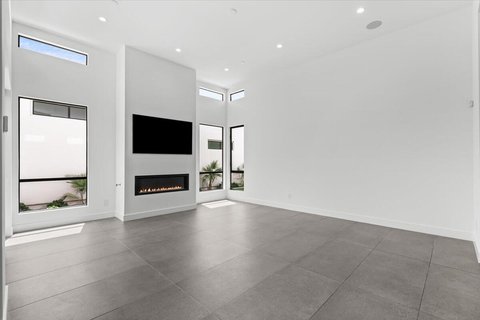 161 Holliday Way, Palm Springs, CA 92262 photo 8