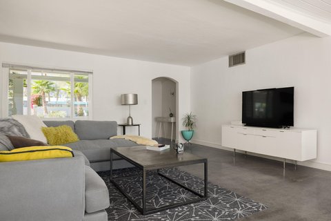 748 N Calle Rolph, Palm Springs, CA 92262 photo 8