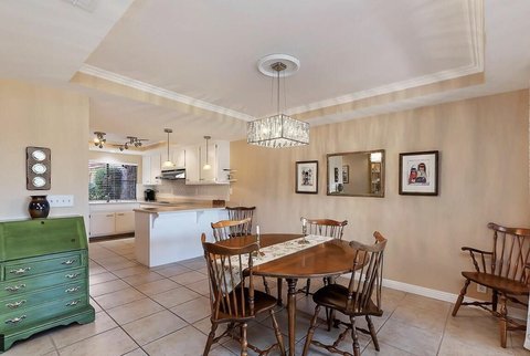 159 Camino Arroyo S, Palm Desert, CA 92260 photo 2