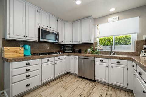 41945 Maryn Court, Palm Desert, CA 92211 photo 10