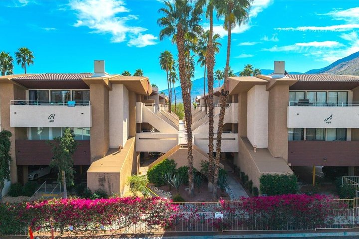 470 S Calle Encilia, B14, Palm Springs, CA 92262