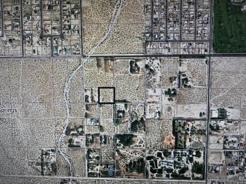 2.5 Acres Garnet, Desert Hot Springs, CA 92240 photo 3
