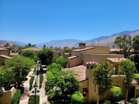 1018 Villorrio Drive N, Palm Springs, CA 92262 photo 23
