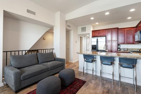 1018 Villorrio Drive N, Palm Springs, CA 92262 photo 7