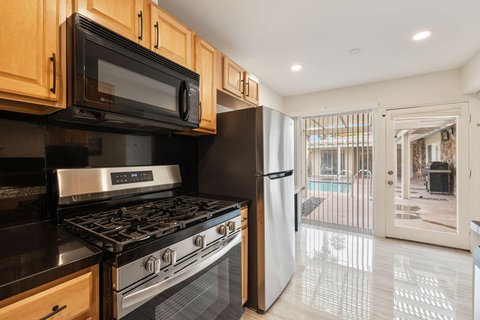1425 VíA Soledad, Palm Springs, CA 92264 photo 53