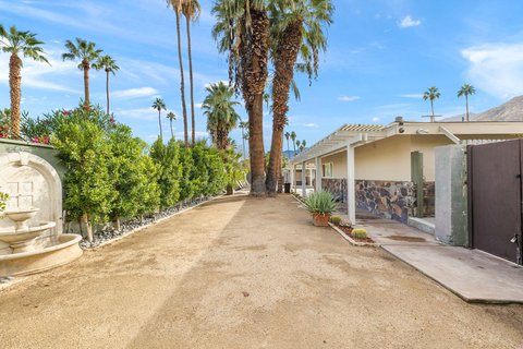 1425 VíA Soledad, Palm Springs, CA 92264 photo 67