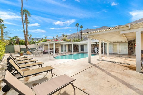 1425 VíA Soledad, Palm Springs, CA 92264 photo 7