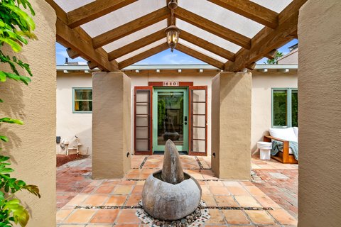 610 S Camino Real, Palm Springs, CA 92264 photo 2