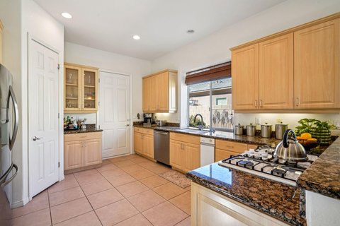 64 Paris Way, Rancho Mirage, CA 92270 photo 11
