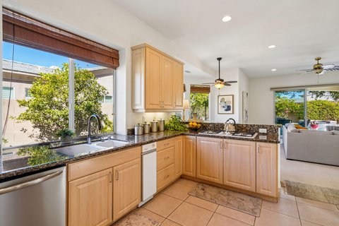 64 Paris Way, Rancho Mirage, CA 92270 photo 12