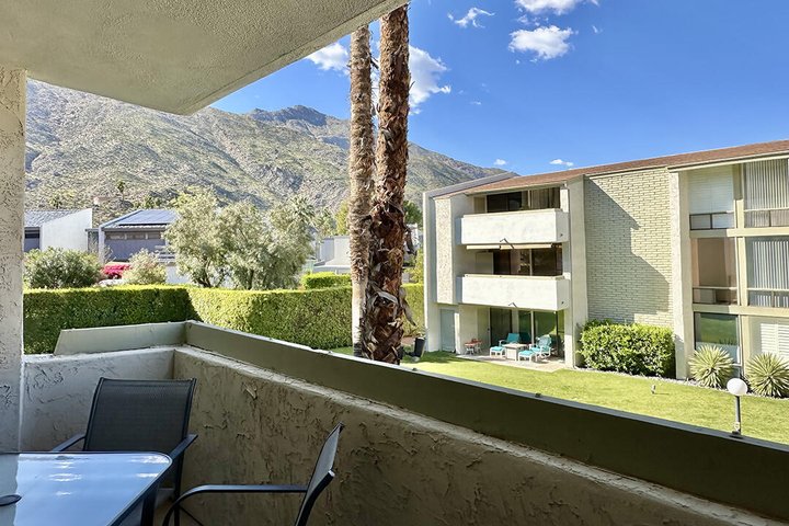 261 E La Verne Way, H, Palm Springs, CA 92264