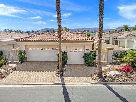 229 White Horse Trail, Palm Desert, CA 92211 photo 2