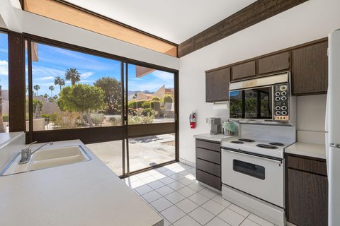 2696 S Sierra Madre, F14, Palm Springs, CA 92264 photo 59