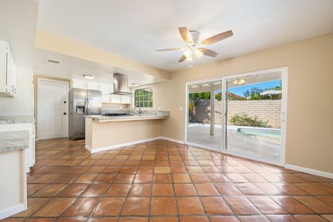 1374 E Madero Circle, Palm Springs, CA 92262 photo 12