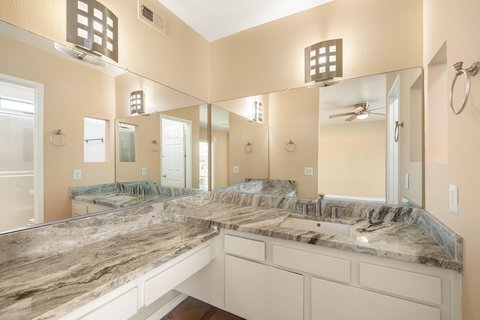 1374 E Madero Circle, Palm Springs, CA 92262 photo 19