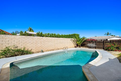 1374 E Madero Circle, Palm Springs, CA 92262 photo 25