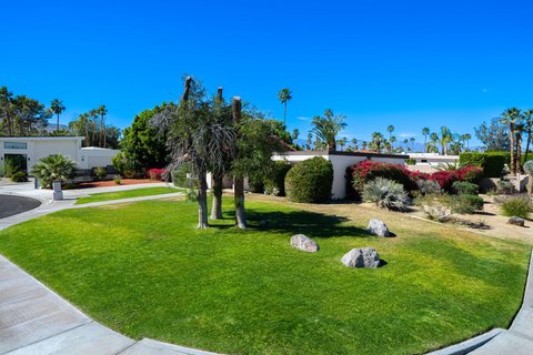 1374 E Madero Circle, Palm Springs, CA 92262 photo 4