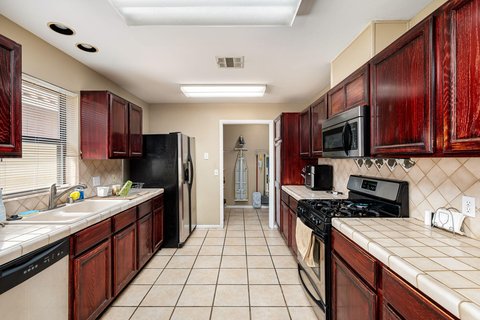 53185 Eisenhower Drive, La Quinta, CA 92253 photo 14