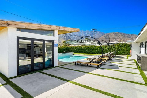 359 W Avenida Cerca, Palm Springs, CA 92262 photo 11