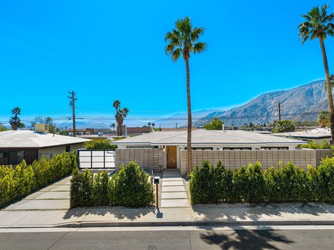 359 W Avenida Cerca, Palm Springs, CA 92262 photo 2
