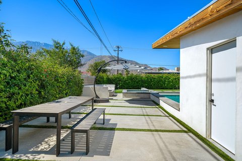 359 W Avenida Cerca, Palm Springs, CA 92262 photo 24