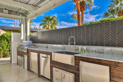 470 E Avenida Olancha, B, Palm Springs, CA 92264 photo 7