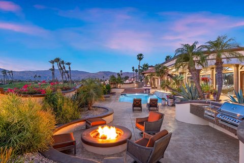 345 Crest Lake Drive, Palm Desert, CA 92211 photo 2
