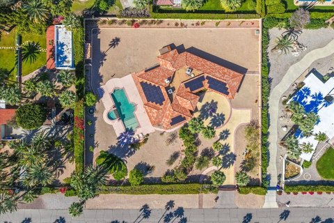 696 E Vereda Sur, Palm Springs, CA 92262 photo 2