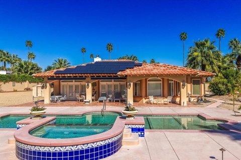 696 E Vereda Sur, Palm Springs, CA 92262 photo 3